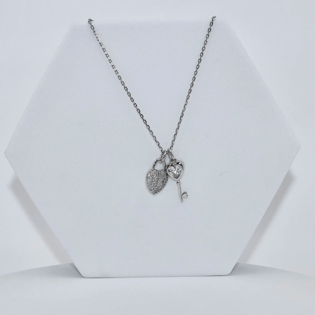 925 Silver Heart Lock & Key American Diamond Pendant with Chain