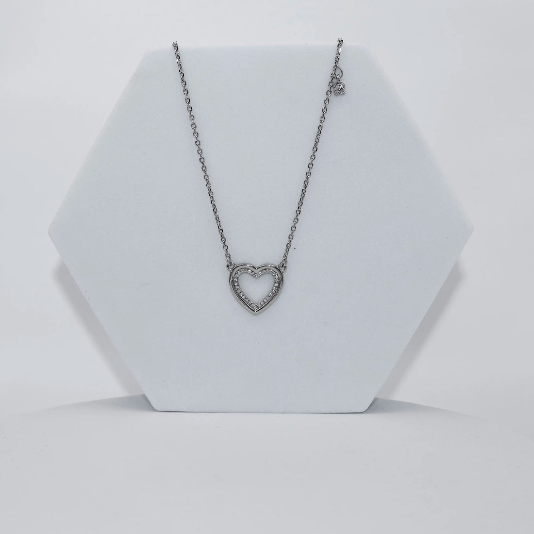 925 Silver Heart Shaped American Diamond Pendant with Chain